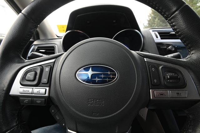 Used 2017 Gray Subaru 2.5i Premium image 12