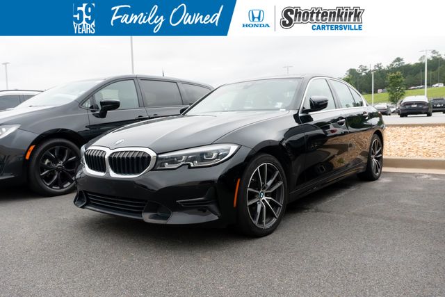 2021 BMW 3 Series 330i Sedan's photo