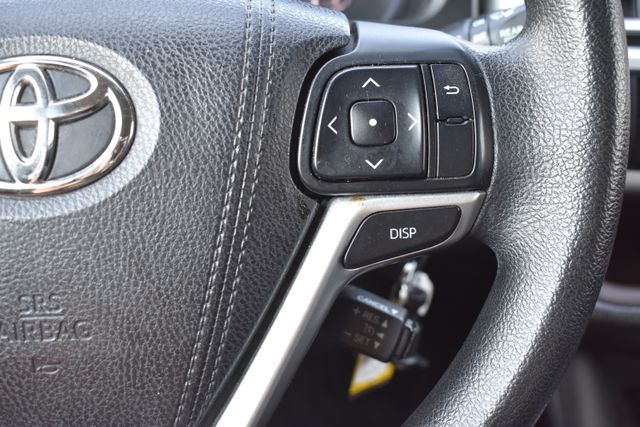 Used 2016 Toyota Highlander SUV