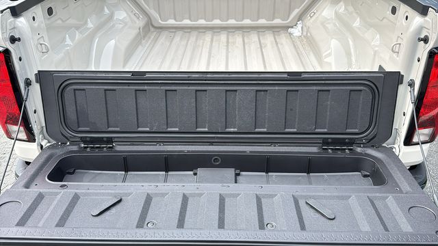 new 2026 Chevrolet Colorado car, priced at $42,860