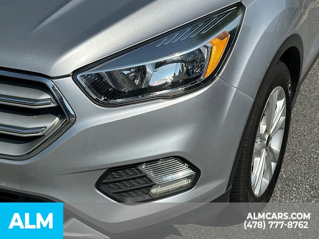 Used 2019 Silver Ford SE image 6