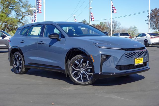 new 2026 Toyota Crown Signia car