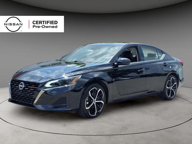 Super Black Clearcoat 2025 Nissan Altima Sedan Front-Wheel Drive Continuously Variable Transmission