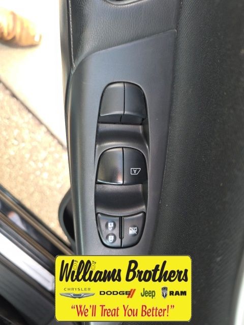 2019 Nissan Sentra SV - Super Black exterior view 12