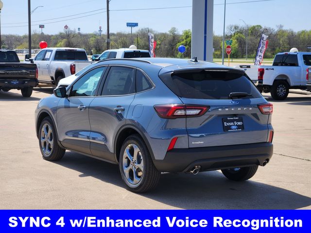 2025 Ford Escape ST-Line photo