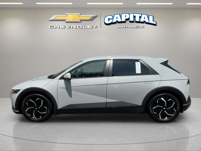 Used 2023 Gray Hyundai SEL image 2