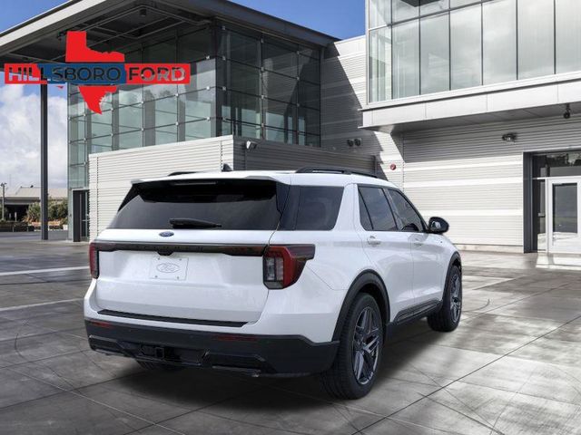 2025 Star White Metallic Tri-Coat Ford Explorer ST-Line RWD SUV