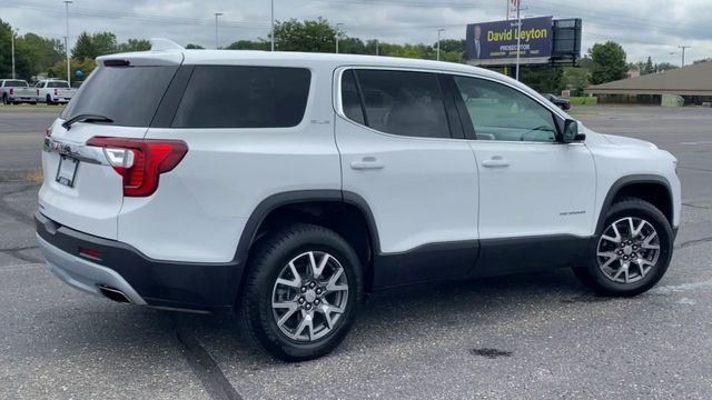 2023 GMC Acadia SLE 8