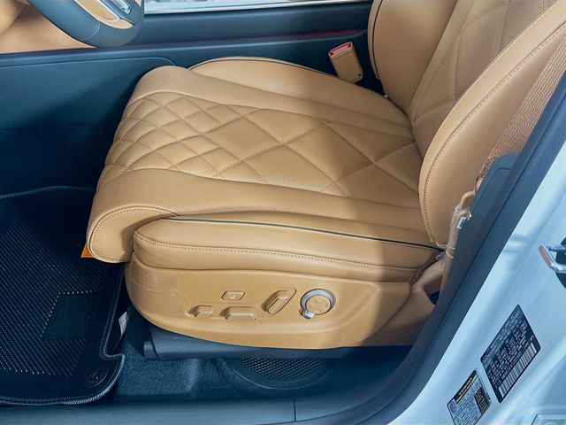 Thumbnail: 2026 Genesis GV80 - 21