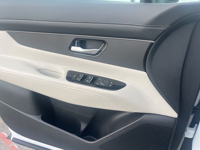 New 2025 White Nissan SV image 6