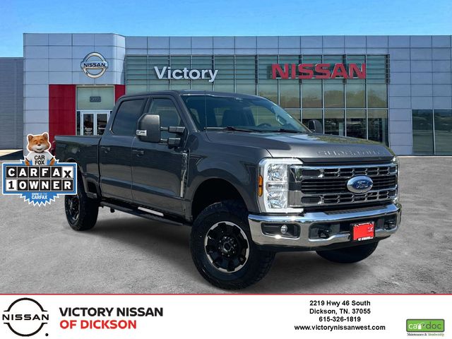 Gray Metallic 2025 Ford F-350 Super Duty XLT Crew Cab 4WD Pickup Truck Four-Wheel Drive Automatic