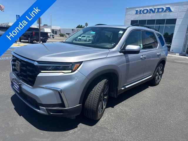 Silver 2023 Honda Pilot SUV / Crossover Front-Wheel Drive Automatic