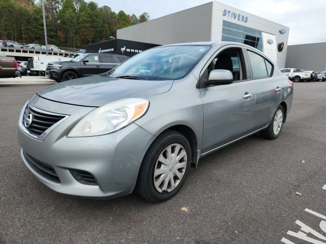 2014 Nissan Versa 1.6 SV 3