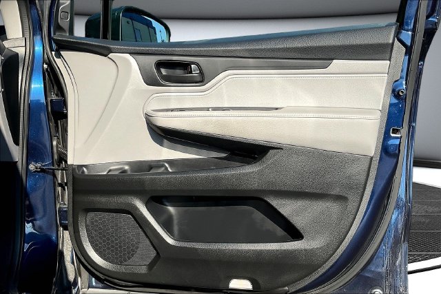 Used 2022 Honda Odyssey Van
