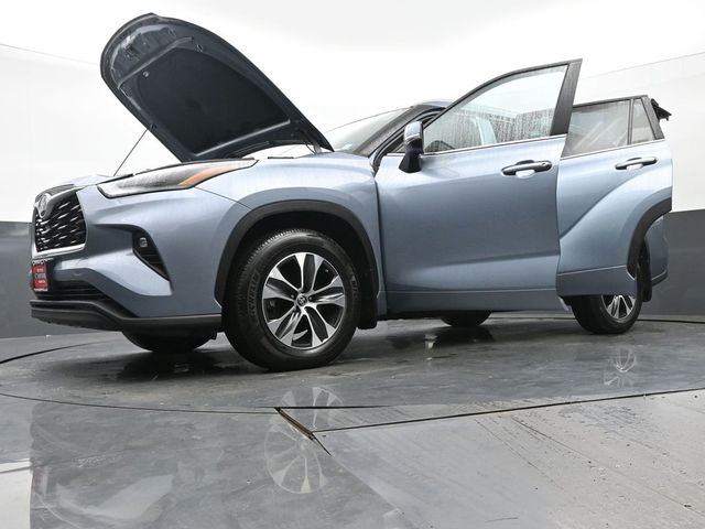 2021 Toyota Highlander XLE 45