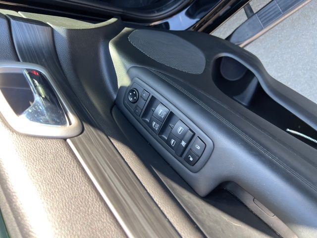 car-gallery-12