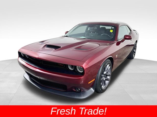 Octane Red Pearlcoat 2022 Dodge Challenger Coupe Rear-Wheel Drive 8-Speed Automatic