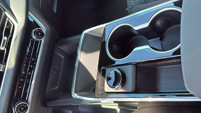 new 2026 Chevrolet Equinox car, priced at $30,820