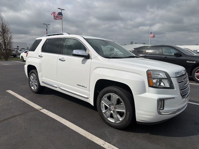 Summit White 2017 GMC Terrain Denali SUV / Crossover Front-Wheel Drive 6-Speed Automatic