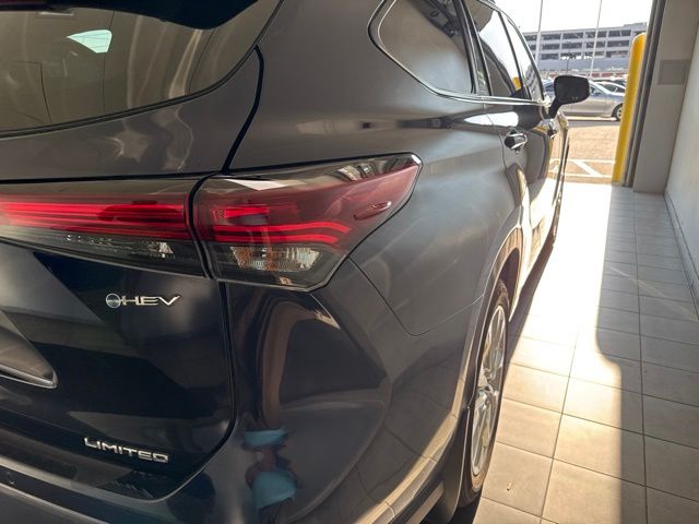 2026 Toyota Highlander Hybrid Limited  at Don McGill Toyota