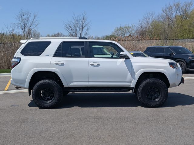 2019 Toyota 4Runner - Image 3