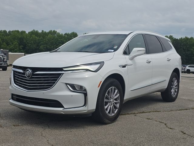 2023 Buick Enclave Essence  C02678