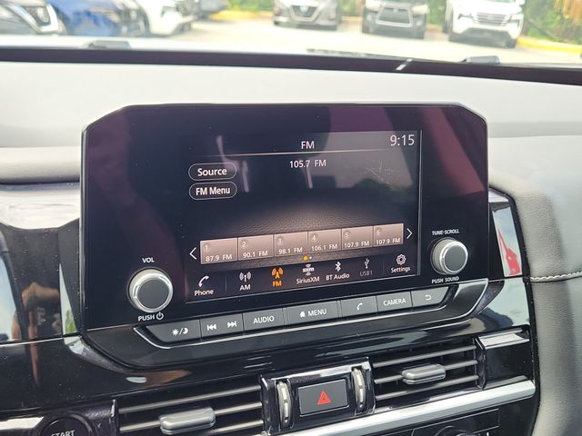 2025 Nissan Pathfinder SV - Photo 28