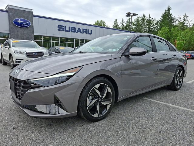 2022 Hyundai Elantra Hybrid Limited - 2