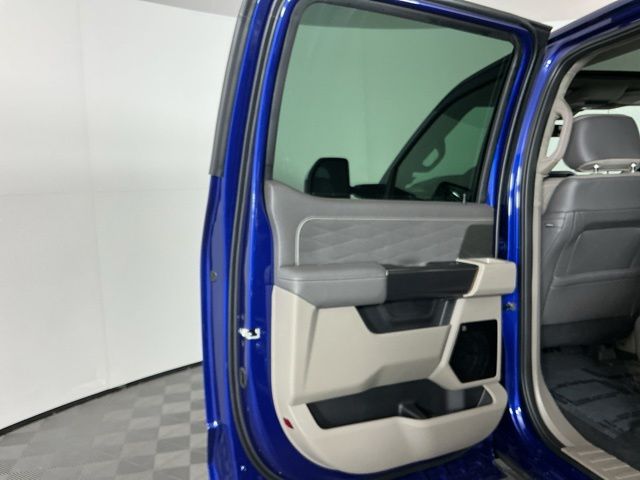 New 2026 Argon Blue Metallic Ford Platinum image 32