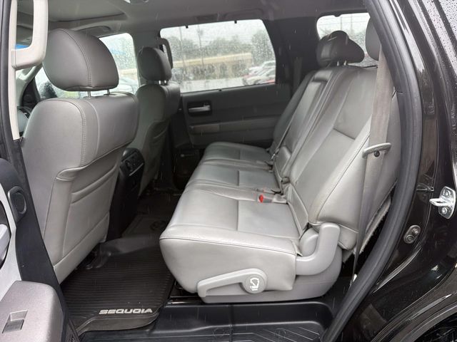 2013 Toyota Sequoia - Image 25