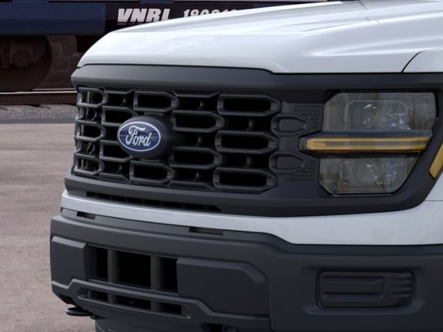 New 2026 Oxford White Ford XL image 17