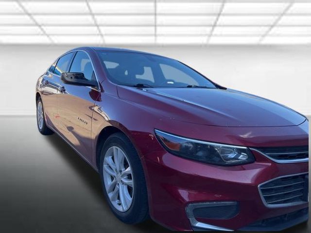Cajun Red Tintcoat 2017 Chevrolet Malibu LT FWD Sedan Front-Wheel Drive 6-Speed Automatic