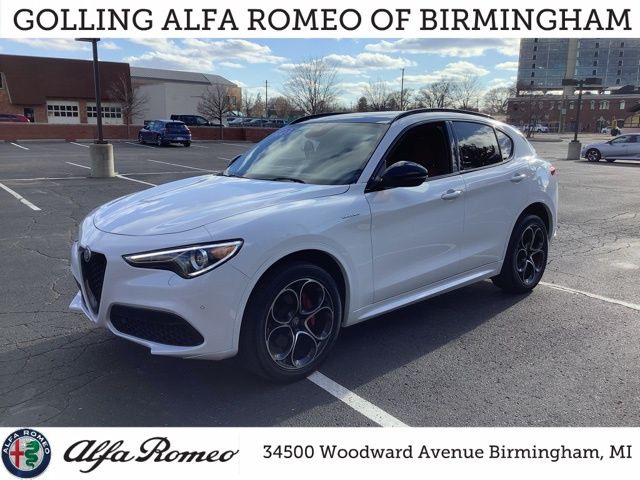 2023 Alfa Romeo Stelvio Veloce AWD