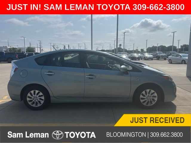 Sea-Glass-Prl 2015 Toyota Prius Plug-In Hybrid Sedan Continuously Variable Transmission