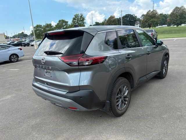 Used 2023 Gray Nissan S image 9