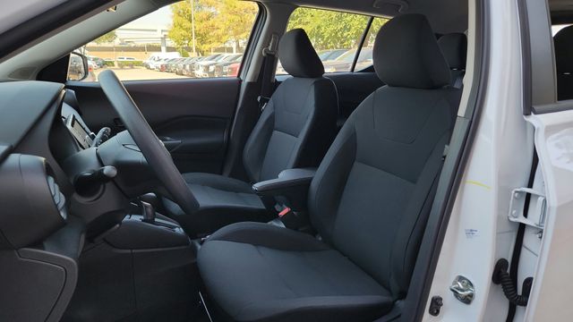 2025 Nissan Kicks Play