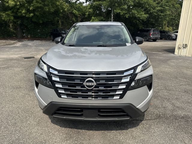 Used 2025 Silver Nissan S image 2