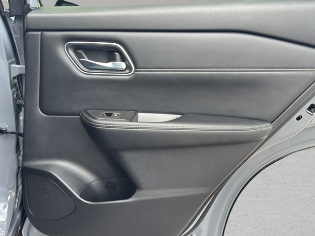Used 2025 Nissan Rogue SUV