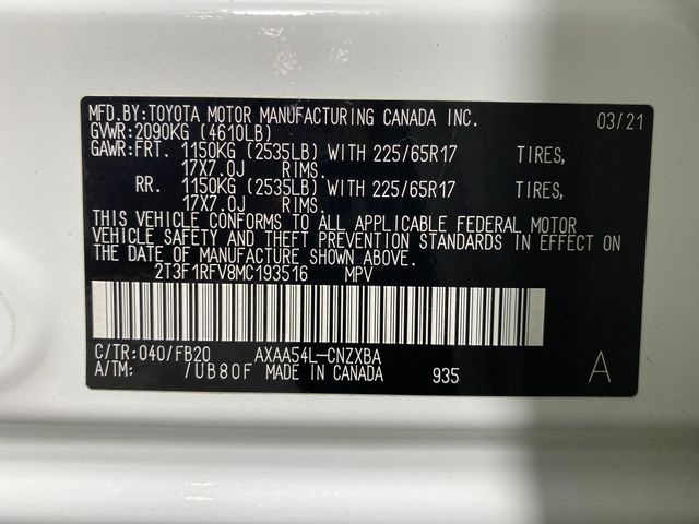 2021 Toyota RAV4 LE photo