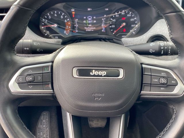 2022 Jeep Compass Latitude Lux 11