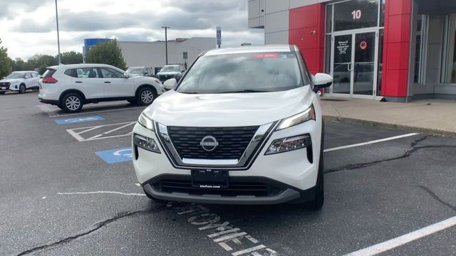 2023 Nissan Rogue SV 6