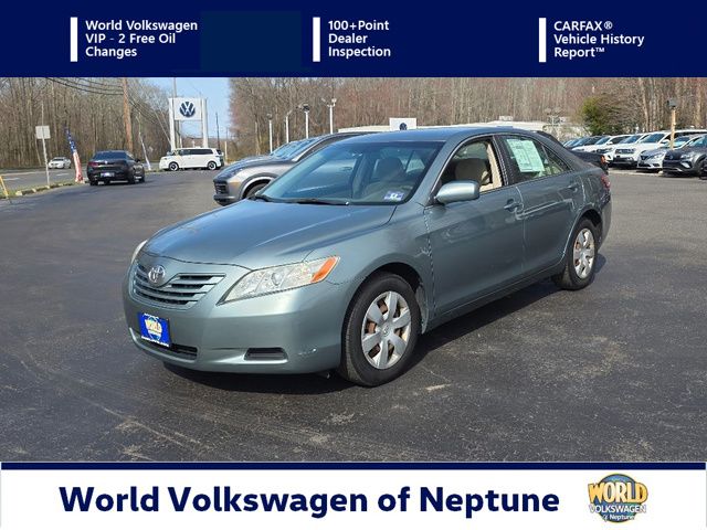 Aloe Green Metallic 2007 Toyota Camry LE Sedan Front-Wheel Drive 5-Speed Automatic Overdrive