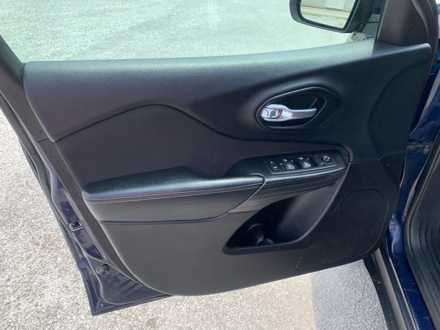 Used 2015 Jeep Cherokee SUV