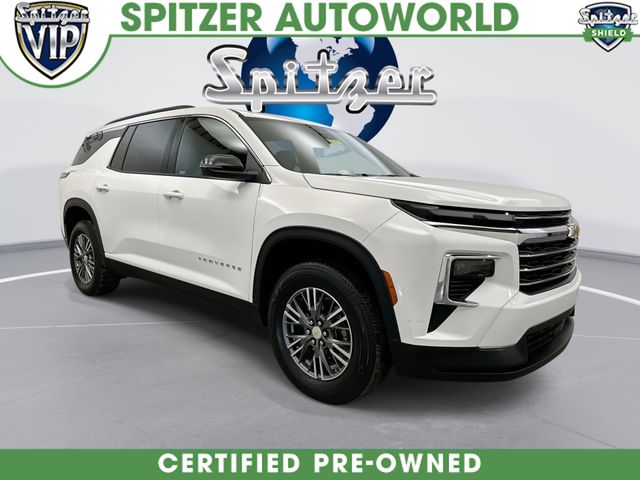 Summit White 2026 Chevrolet Traverse SUV / Crossover Four-Wheel Drive 8-Speed Automatic