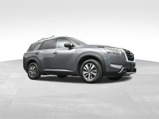 2023 Nissan Pathfinder SL 42