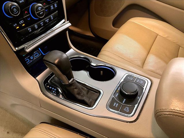2020 Jeep Grand Cherokee Overland White at Auto Express Mitsubishi