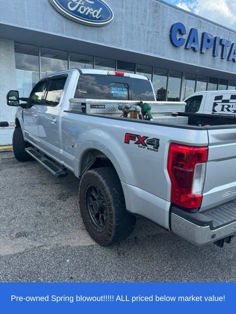 Used 2019 Silver Ford Lariat image 4