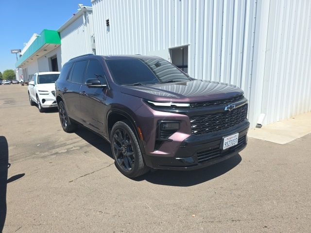 Stardust Metallic 2025 Chevrolet Traverse SUV / Crossover Four-Wheel Drive 8-Speed Automatic