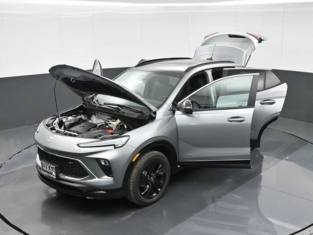 2025 Buick Encore GX Sport Touring 36