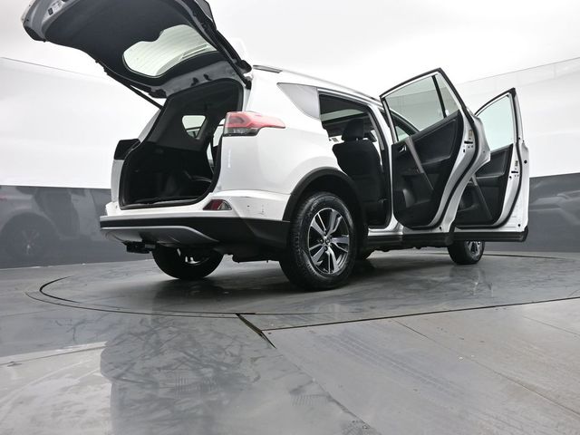 2018 Toyota RAV4 XLE 50